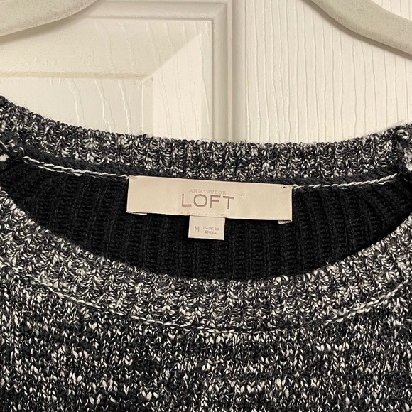LOFT Black/Grey Crewneck Sweater - Picture 4 of 11